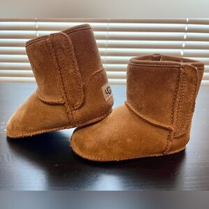 UGG Infant Chestnut Booties with Velcro Closure SZ 02/03 (6-12 months)